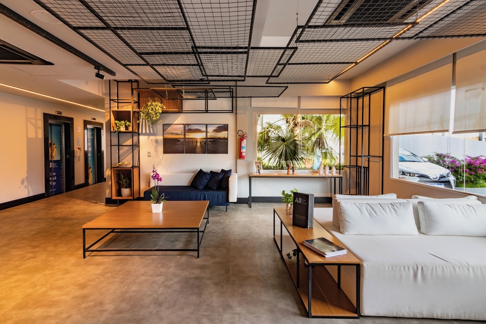 Ibis Petrolina 33/50