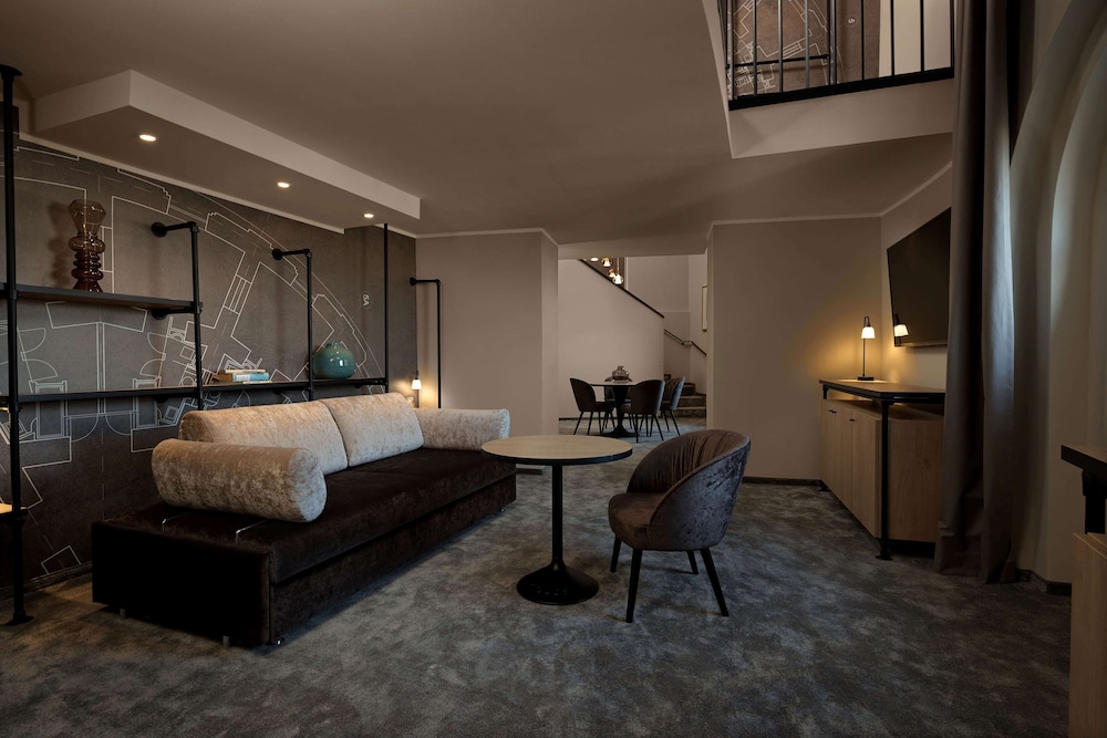 Hotel Wasserturm Cologne Curio Collection By Hilton 41/57
