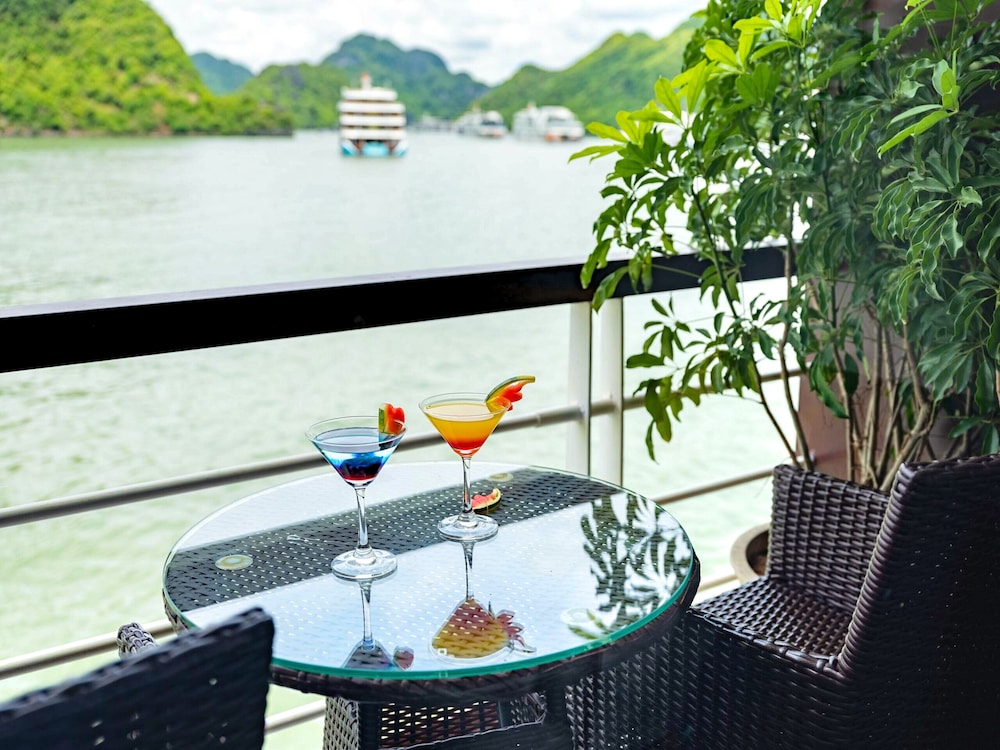 Le Journey Elegance Cruise 16/23