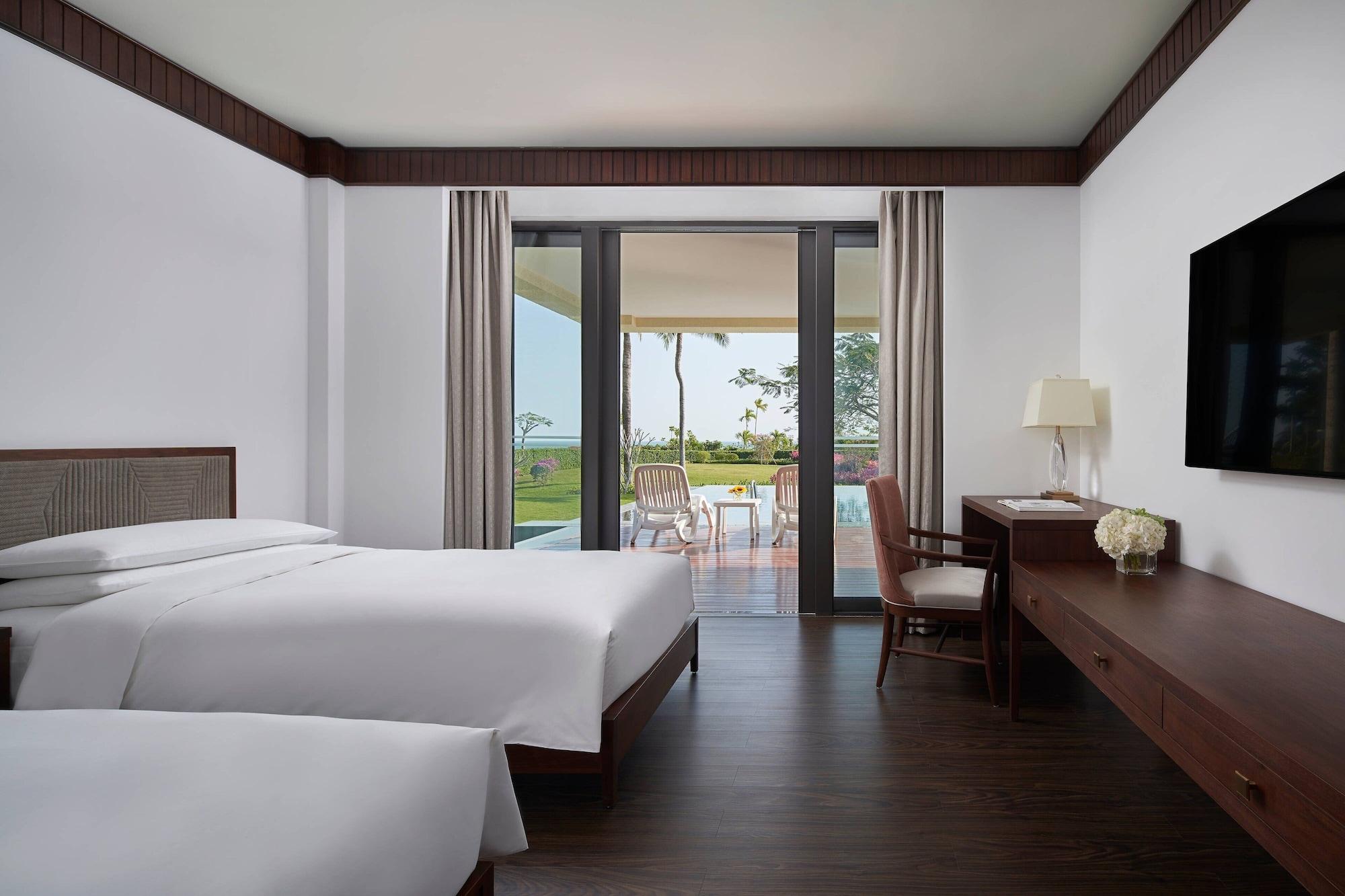 فيلا بـ3 غرف نوم بمسبح خاص، Marriott Yalong Bay 2/4