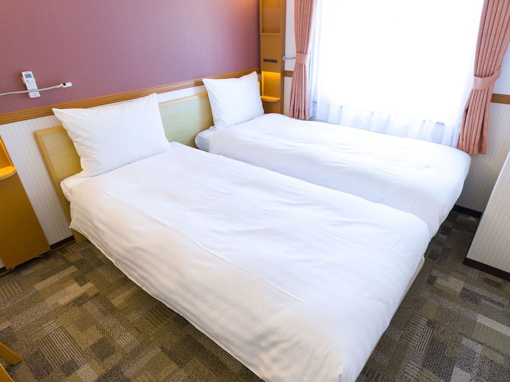 Toyoko Inn Yokohama Tsurumi Eki Higashi Guchi 20/60