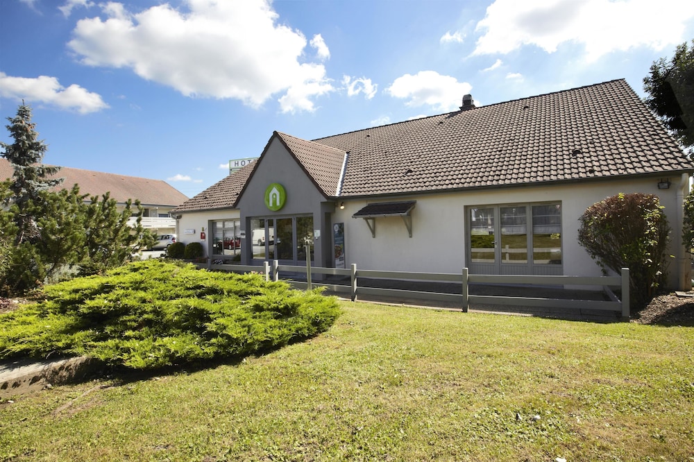 CAMPANILE MONTBELIARD - SOCHAUX 20/27