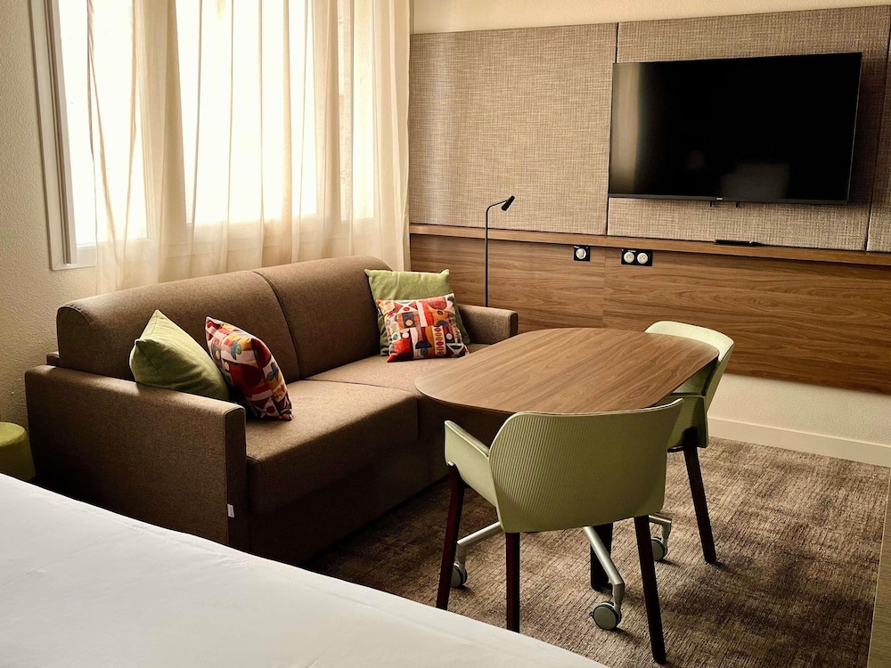 Novotel Suites Clermont Ferrand Polydome 62/72