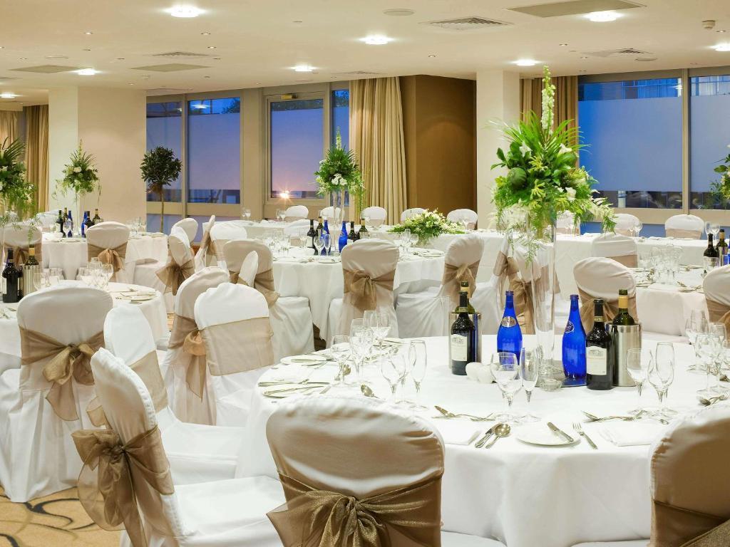 The Luxury Central Cardiff Signature Hotel By Belvilla 43/48