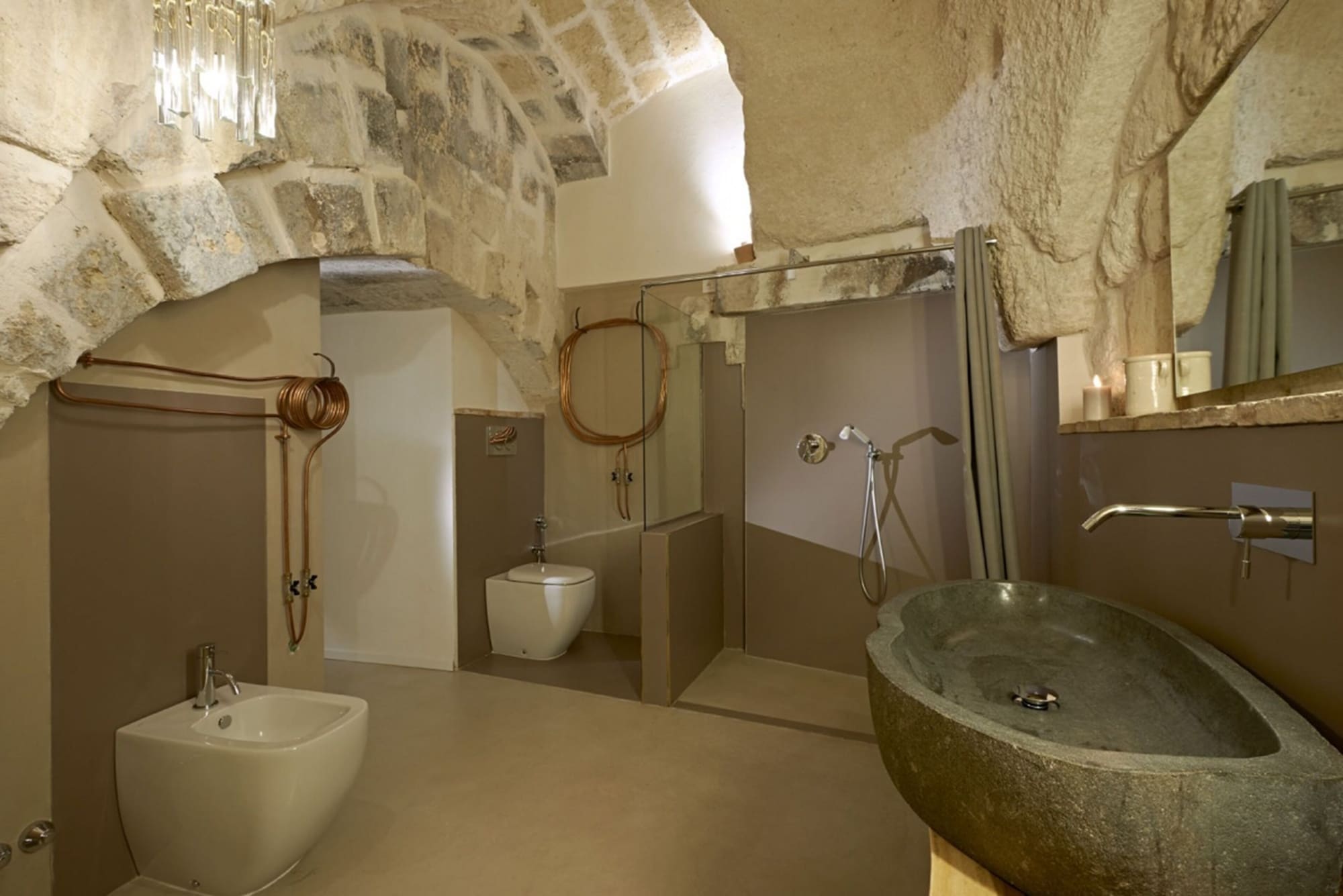 DELUXE, SUITE, CITY VIEW, BATHTUB