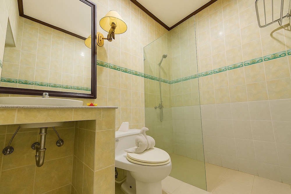 Puri Saron Madangan Hotel 48/50