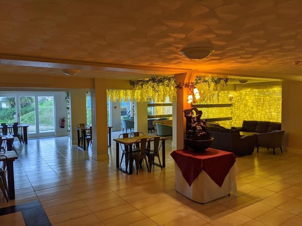 OYO Mayfair Hotel Isle of Wight 44/60