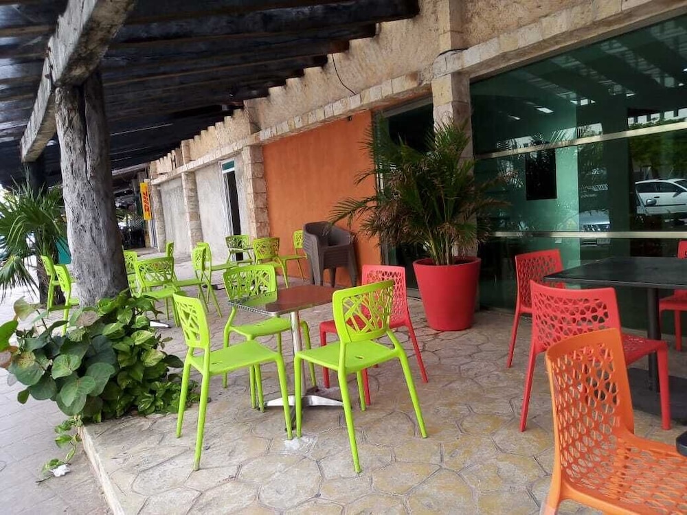 Mayafair Design Hotel 57/67