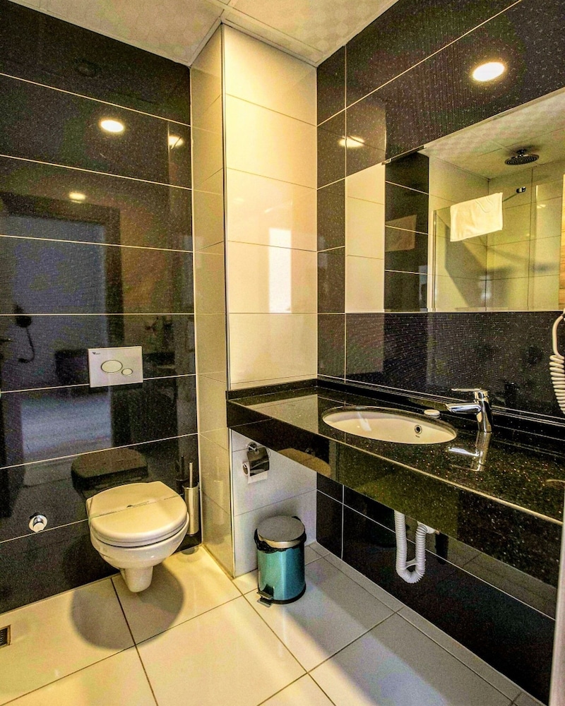 Cetin Prestige Resort 47/49