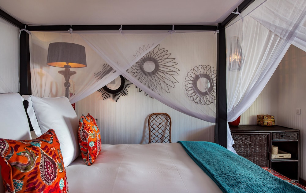 Caribbean, Bungalow, King Bed
