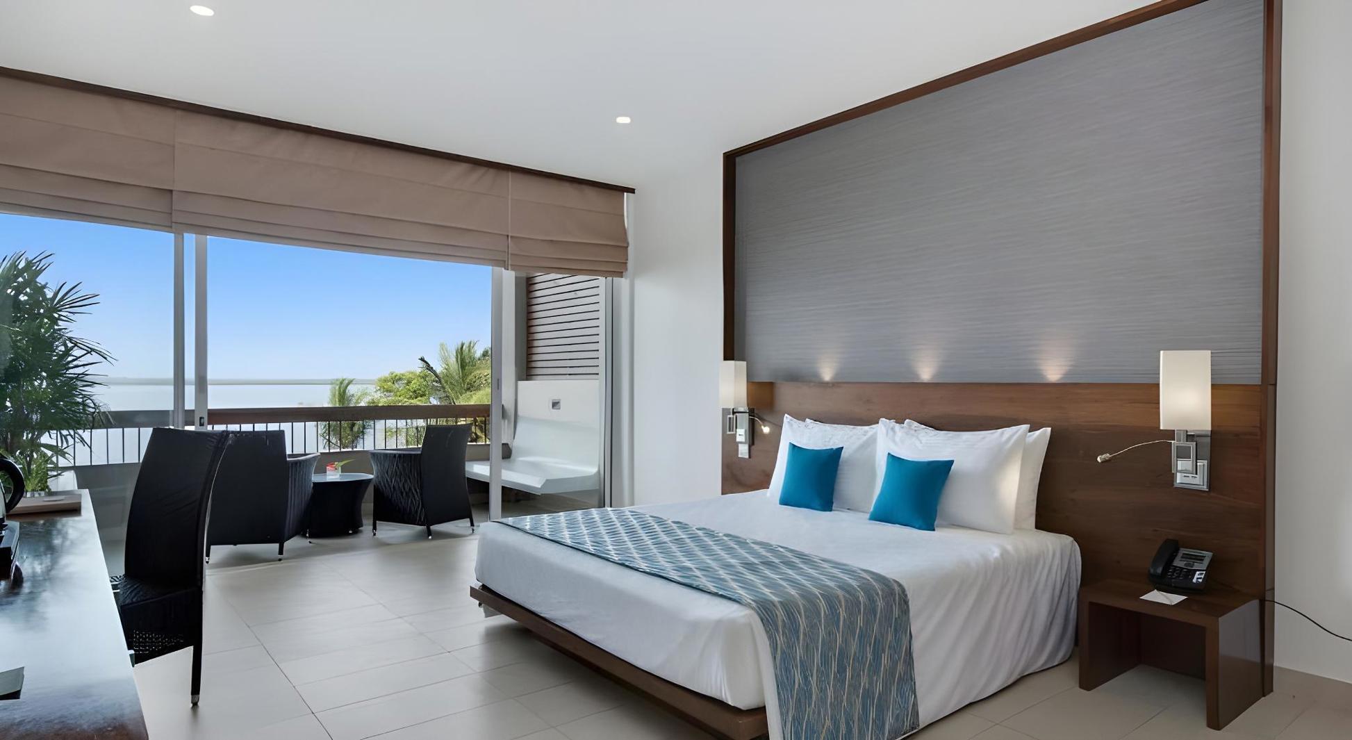 Standard, Queen Bed, Garden View, Pool Wing, Amagi Aria 2/2