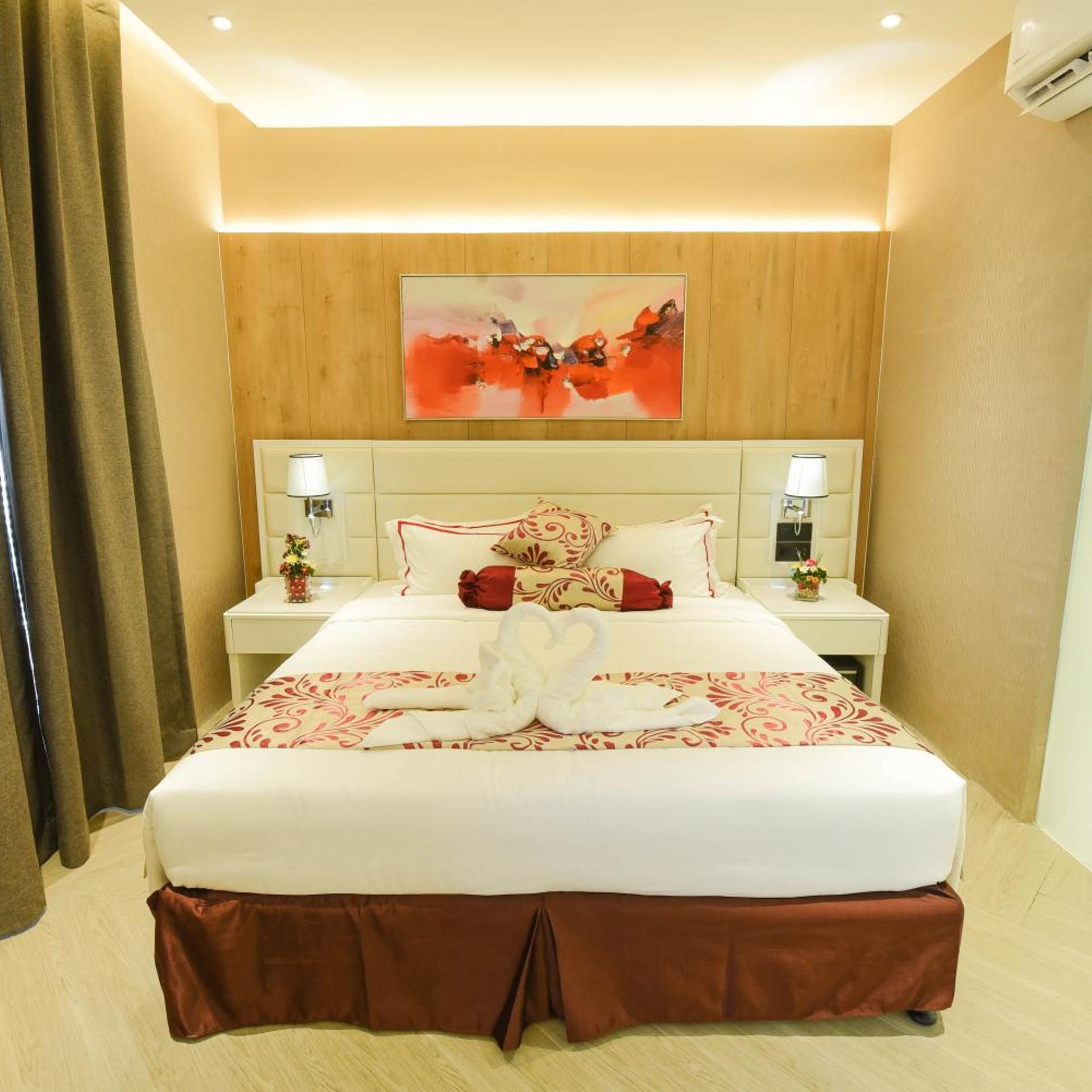 جناح تنفيذي بسرير كينج، Red Hotel Cubao 8/10