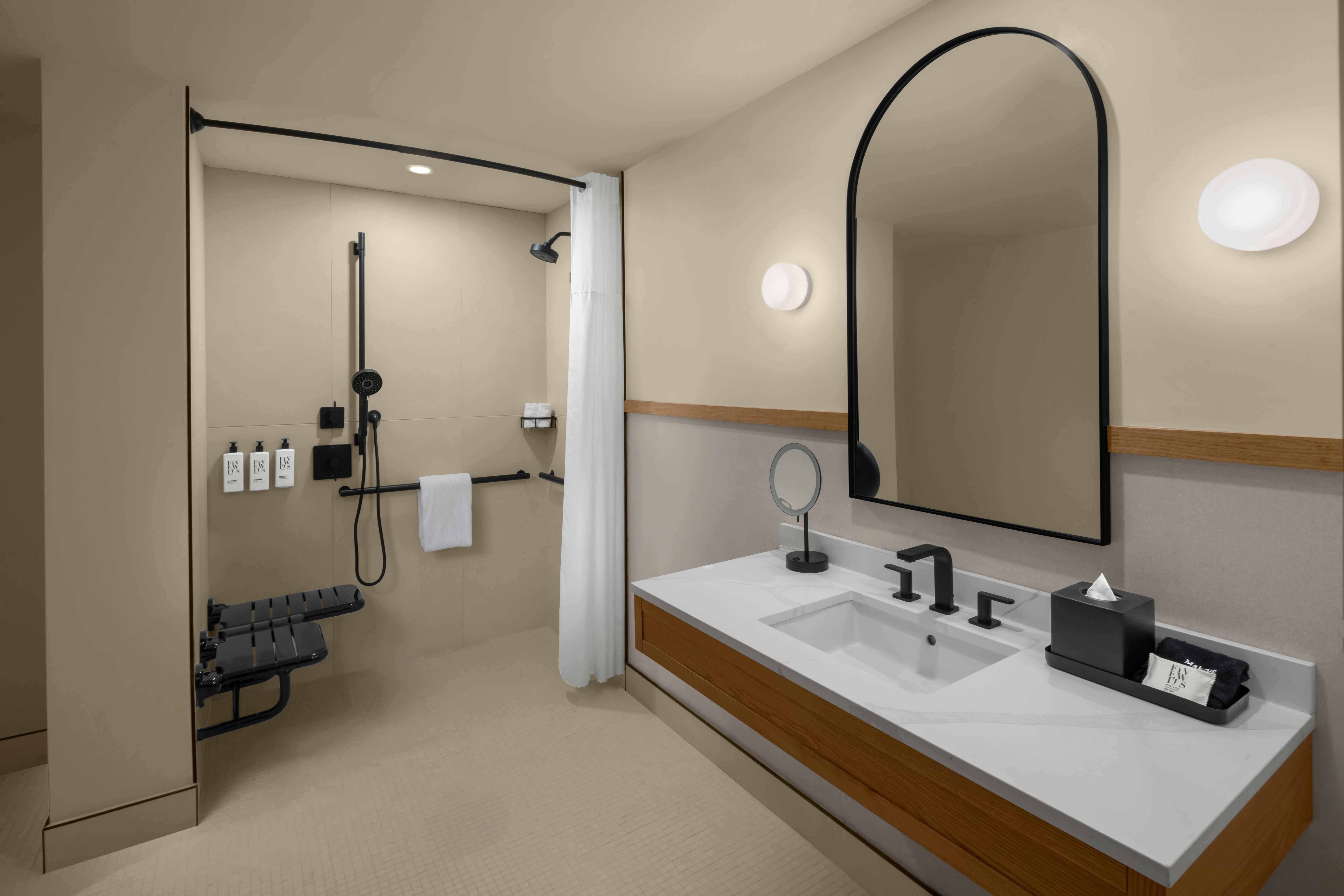 1 Bedroom, King Bed, Accessible