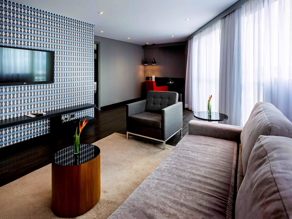 Grand Mercure Brasilia Eixo Monumental 49/73