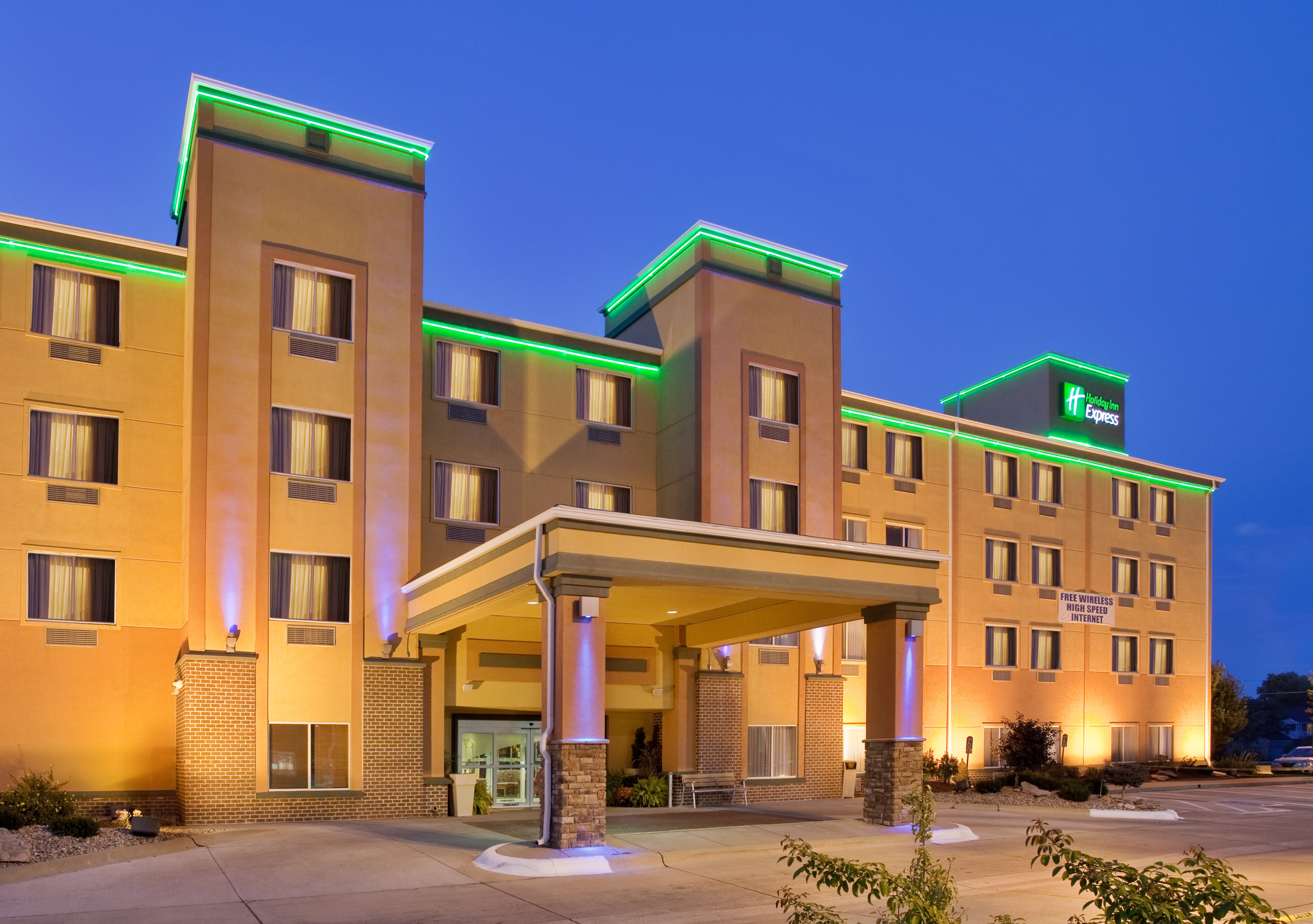Holiday Inn Express Fremont 39/42