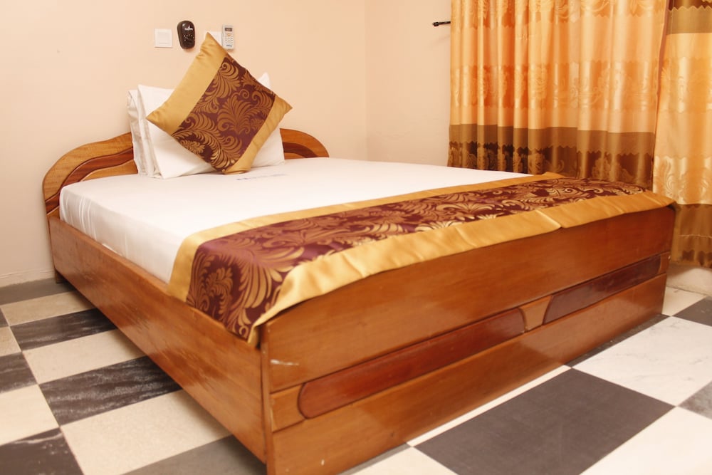 Dikab Hotel 11/29