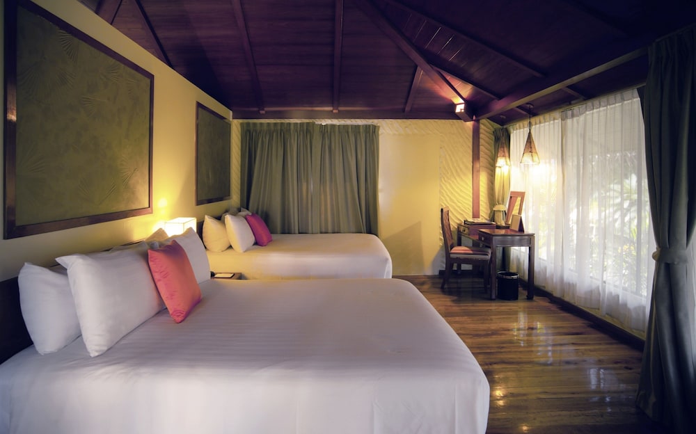 Centara Koh Chang Tropicana Resort 15/80