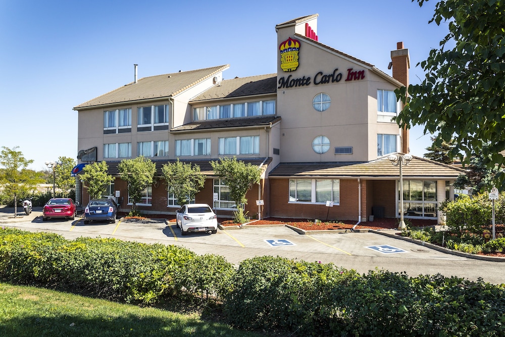 Monte Carlo Inn Oakville Suites 62/68