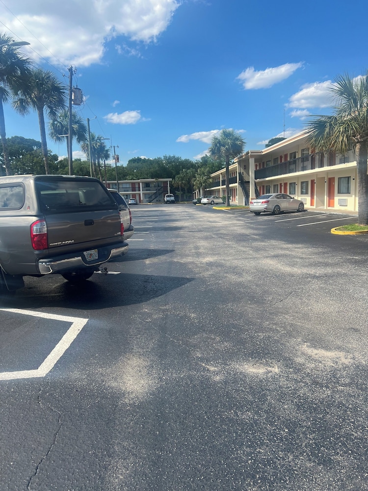 Hole Inn the Wall Hotel - Sunset Plaza - Fort Walton Beach 41/50