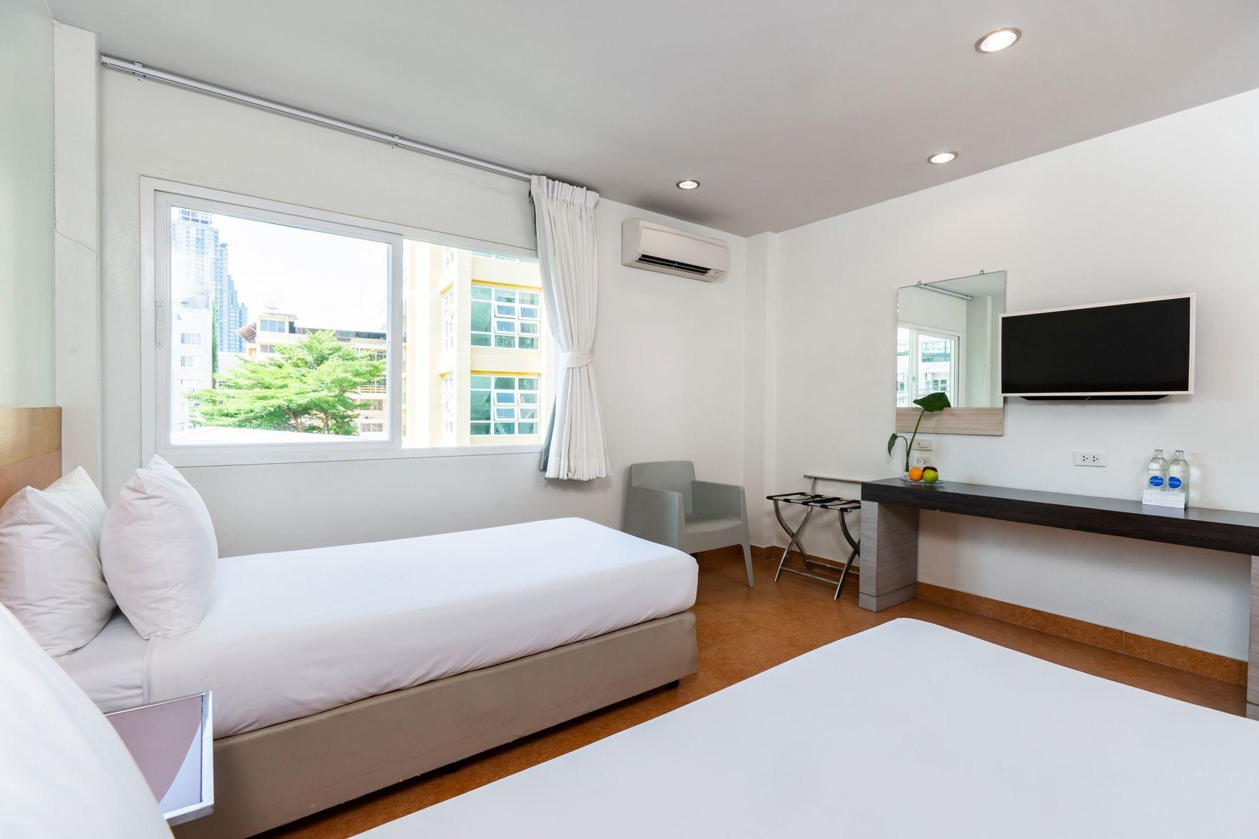 Standard, No Balcony, No Elevator