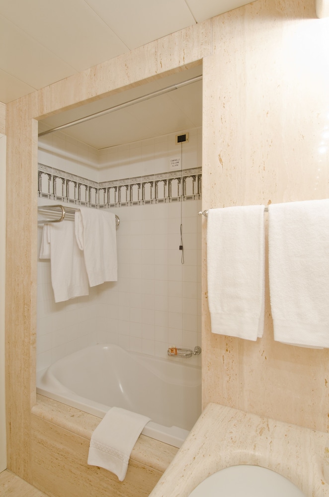 Grande Albergo Roma 27/69