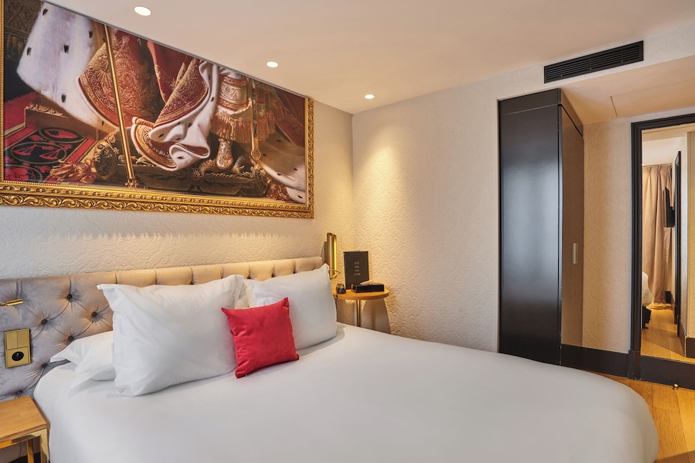 Hotel Eiffel Petit Louvre 31/63
