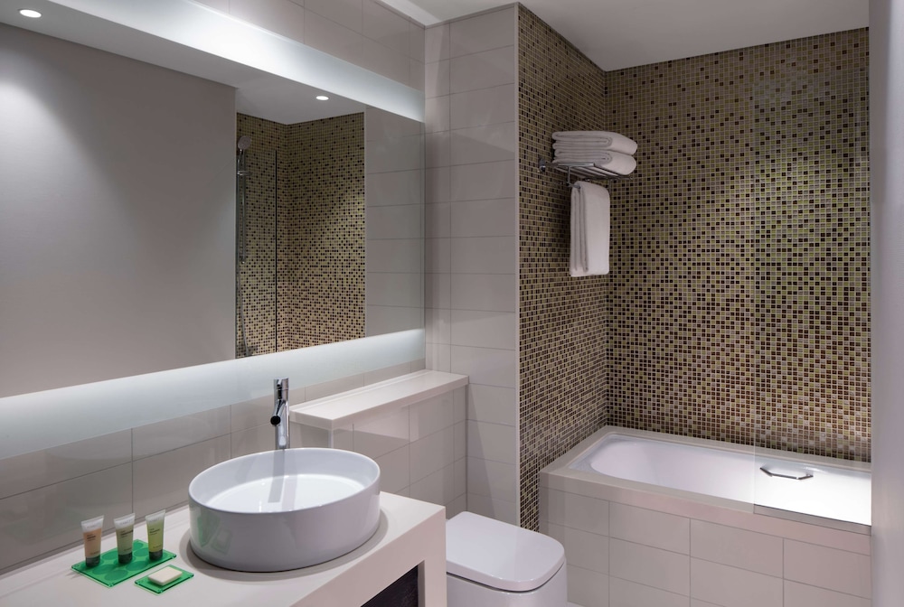 Hyatt Place Dubai Jumeirah 14/47
