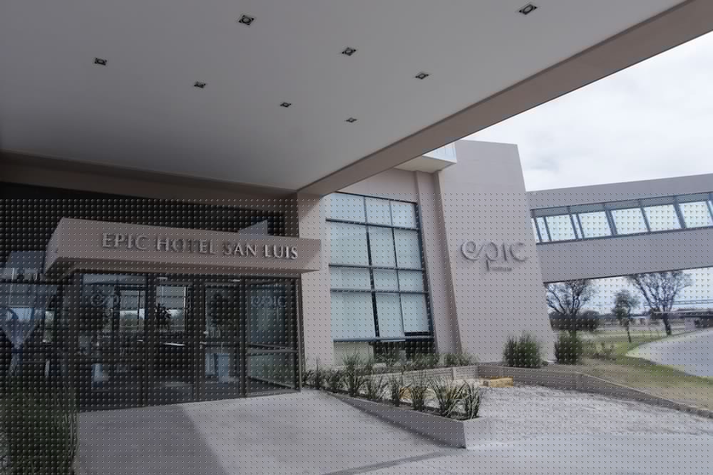 Epic Hotel San Luis 6/50