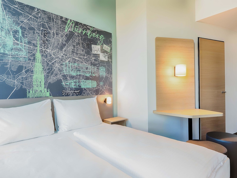 Room, French Bed