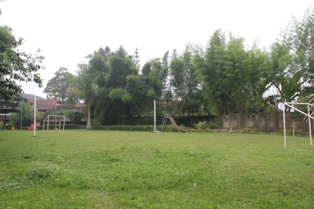 Parama Hotel Puncak 22/23