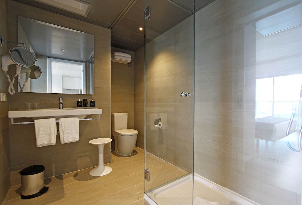 غرفة قياسية بسريرين منفصلين، BG Tonga Tower Design Hotel and Suites 3/3