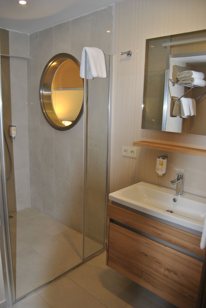 Numi Hotel 47/50
