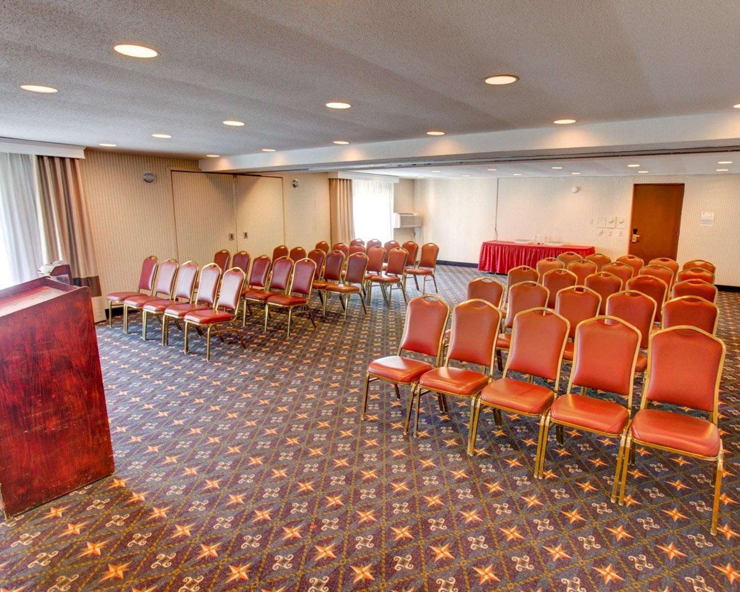 Comfort Inn Conference Center Pittsburgh Penn Hills 24/29