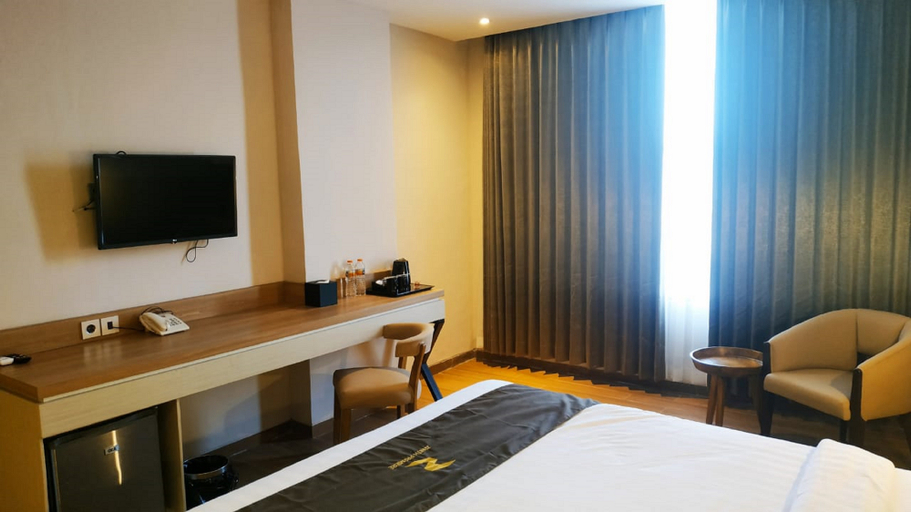 Zenith Premiere Hotel Baubau 6/11
