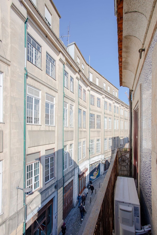 Liiiving In Porto - Historic Clérigos Studios 8/50