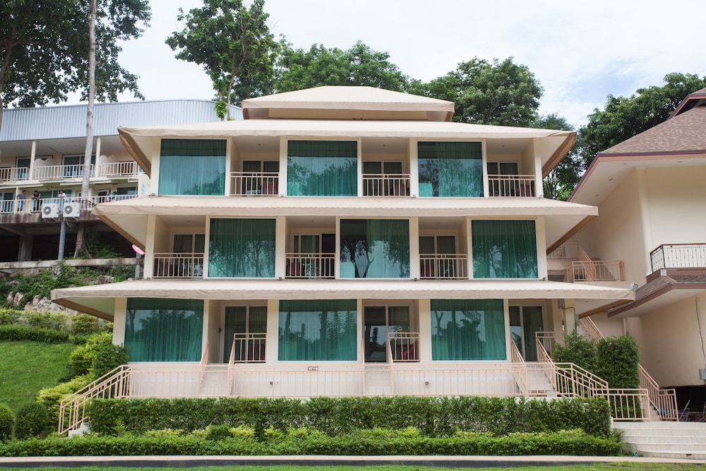 Suansaiyok Resort 2/50
