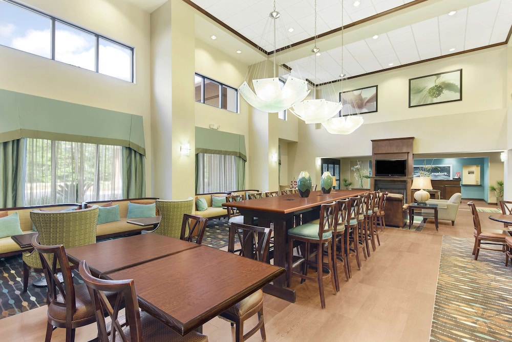 Hampton Inn And Suites Savannah-Airport 25/29