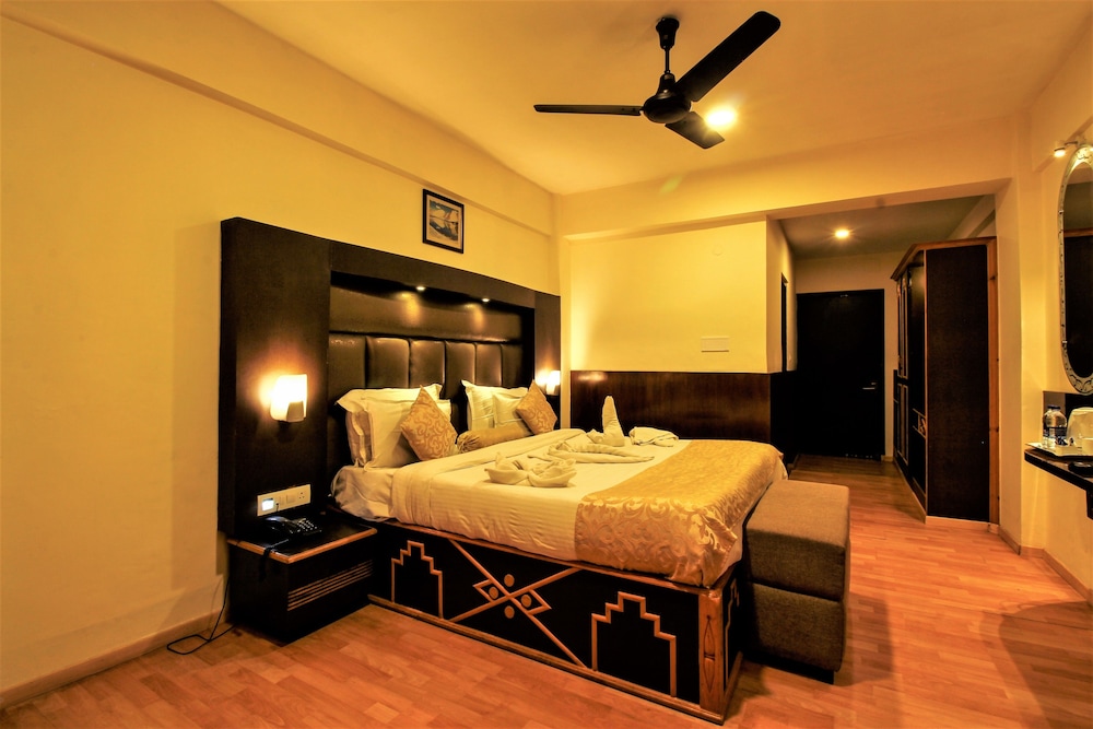Welcome Hotel At Srinagar 12/50
