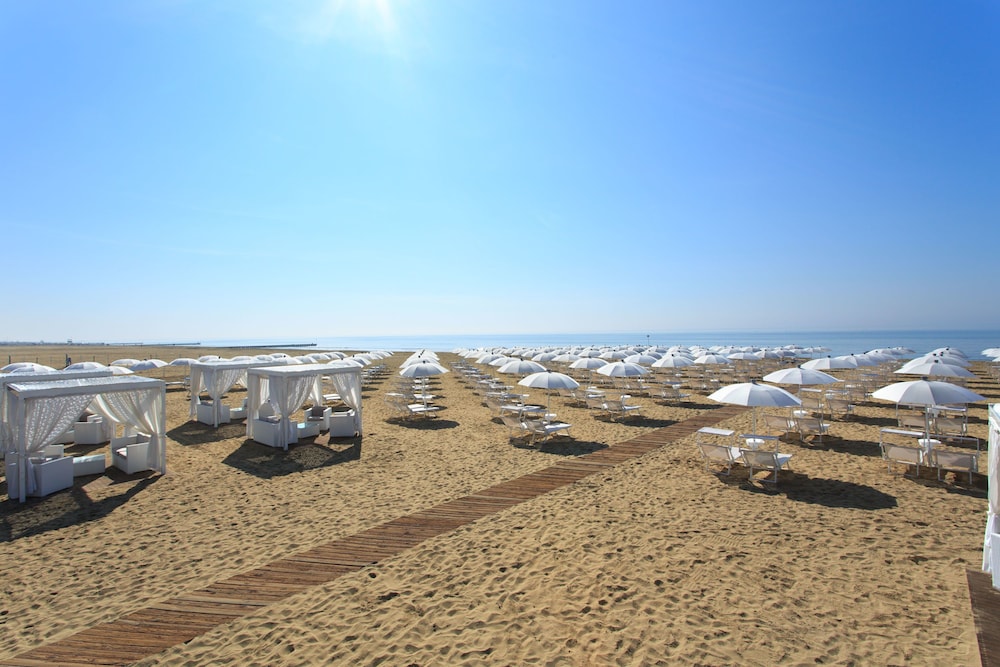 Almar Jesolo Resort Spa 68/73