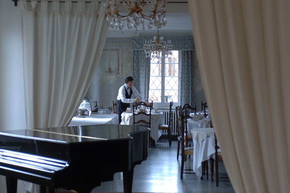 ROMANTIC HOTEL EXCELSIOR 43/45