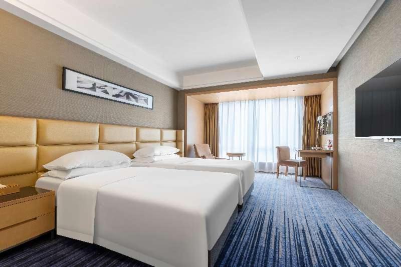 Standard, Twin Beds