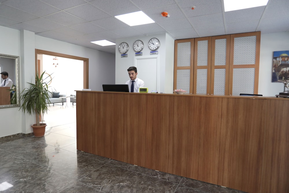 Beksiti Hotel 6/36