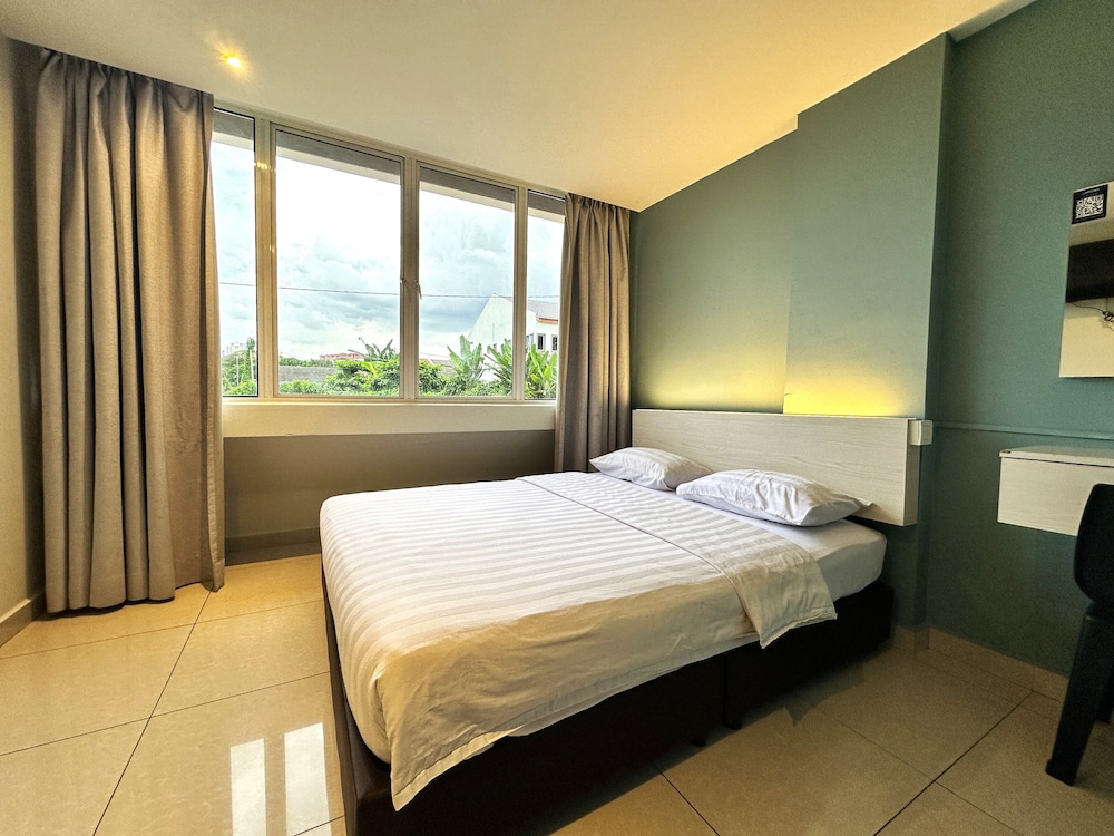 De Uptown Hotel Pj 222 41/57