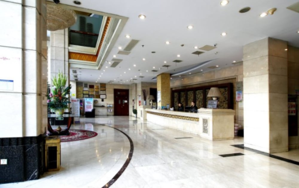 Yuxing Hotel 1/19