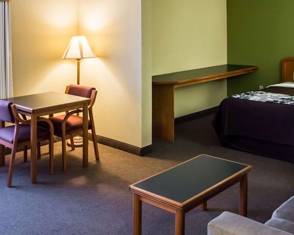 Sleep Inn & Suites Pineville - Alexandria 39/65