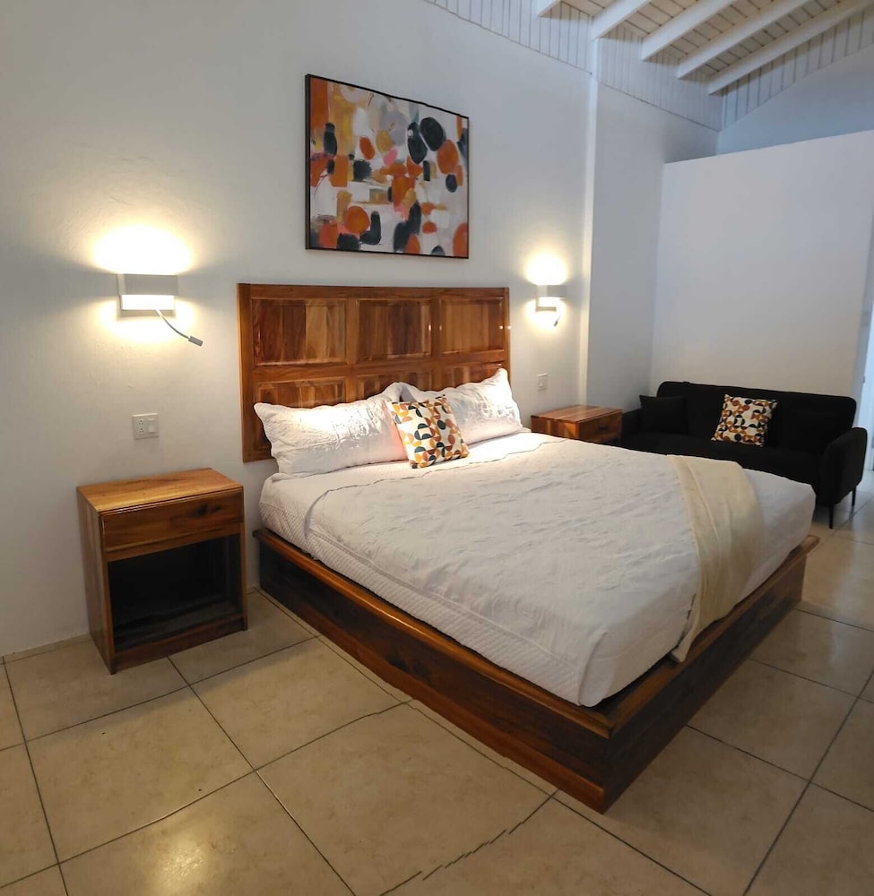 Merrils Beach Resort II 24/59