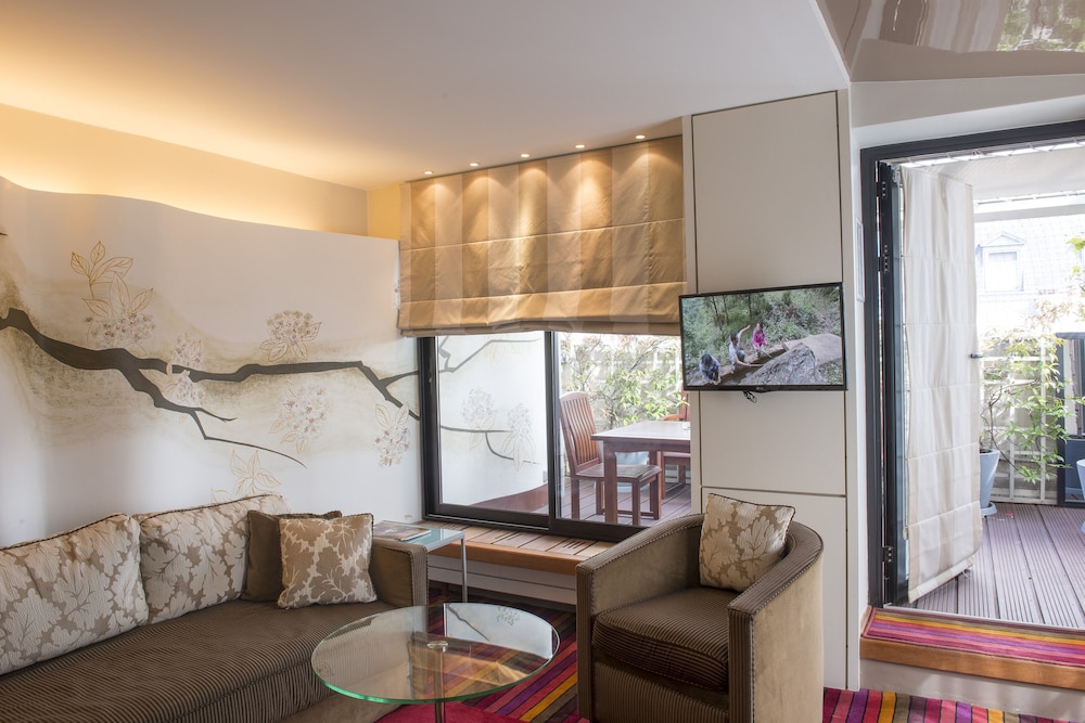Hotel Cambon 42/72