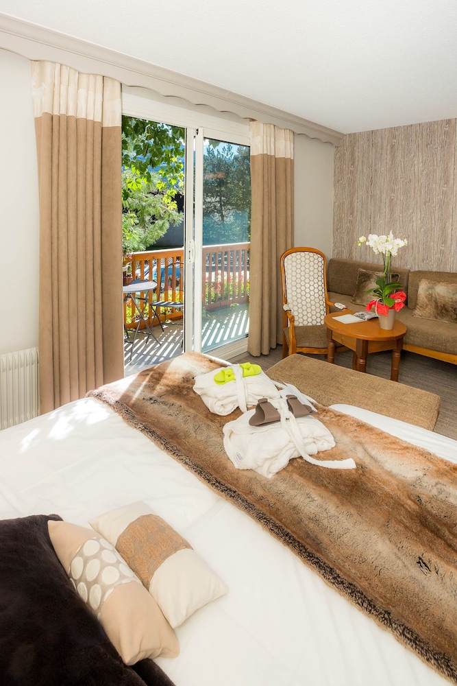 Les Bartavelles Hotel Restaurant 18/50