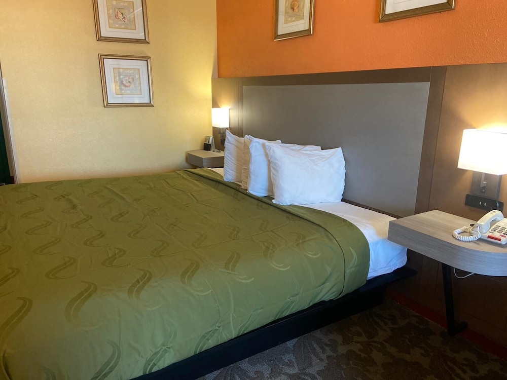 Hyatt Select Galveston Beachfront 14/43