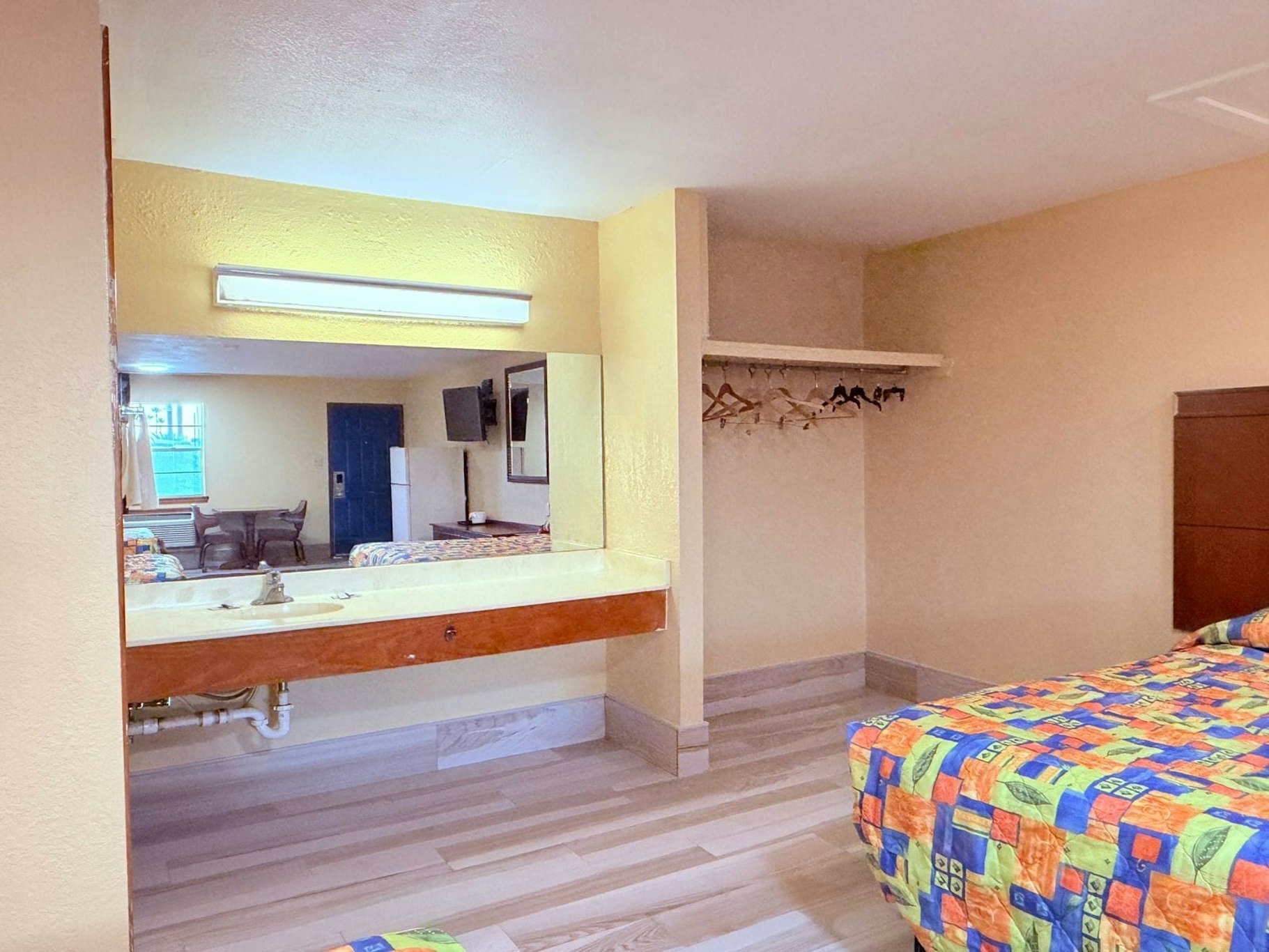 Aloha Inn McAllen Airport near Medical center Tx 20/40